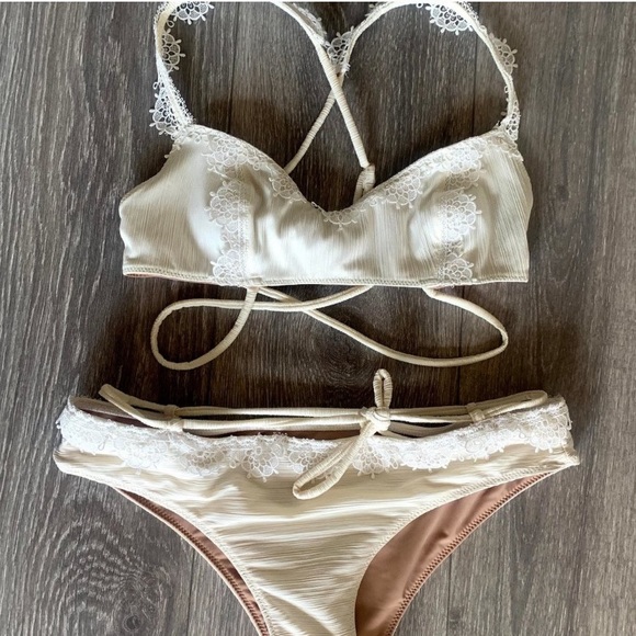 FL&L: ‘La Rochelle’ Bikini (FULL SET) - Picture 4 of 7